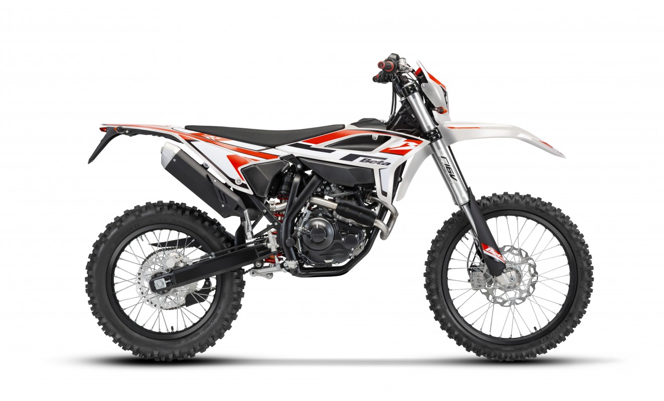 RR 4T 125 LC