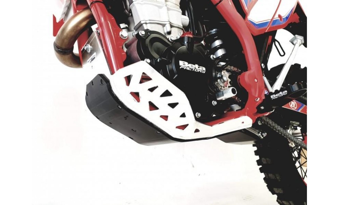 RR20/21 4T SKID PLATE WITH PLASTIC BOTTOM